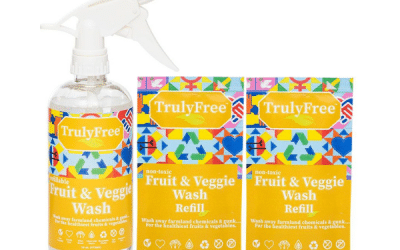 Refillable Non-Toxic Fruit & Veggie Wash Starter Kit (Bottle + 2 Refills)
